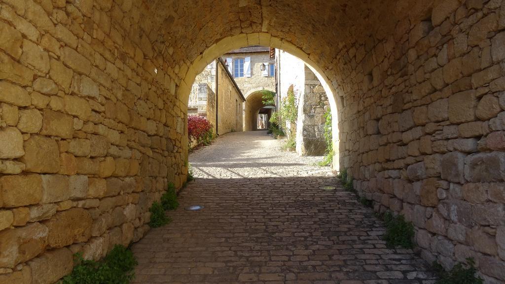 קסטלנו-לה-שאפל Au Pied Du Chateau - 5 A 11 Personnes - Baignade-Canoe-Piste Cyclable A 100 M מראה חיצוני תמונה