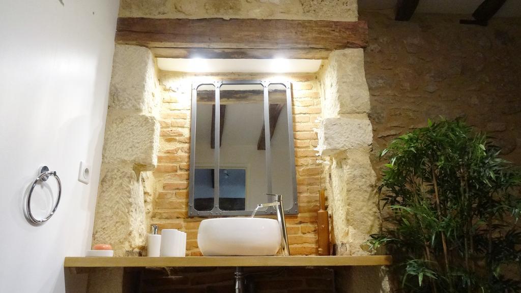 קסטלנו-לה-שאפל Au Pied Du Chateau - 5 A 11 Personnes - Baignade-Canoe-Piste Cyclable A 100 M מראה חיצוני תמונה